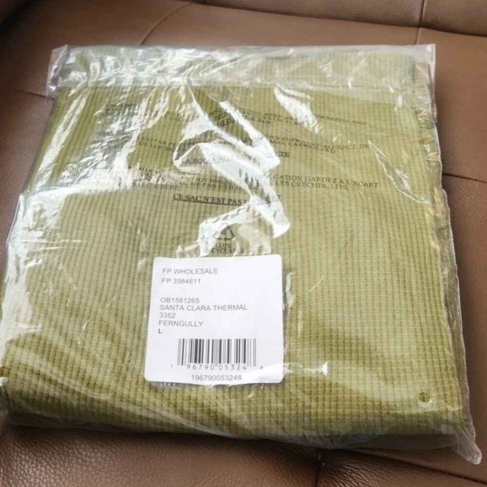 Free People Santa Clara Thermal Shirt Top Long Sleeve Green size L - Picture 4 of 14